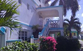 Beverley'S Guest House, Nevis